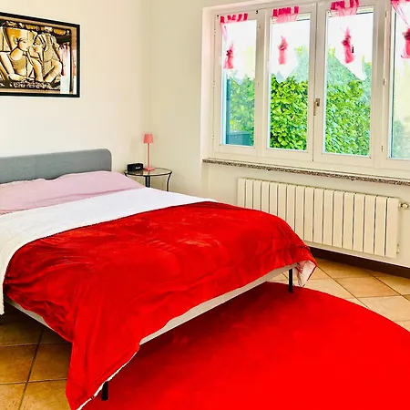 Le Palm House Has Two Bedrooms With The Breathtaking View Over Semesterbostad *