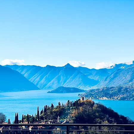 Le Palm House Has Two Bedrooms With The Breathtaking View Over Semesterbostad Perledo